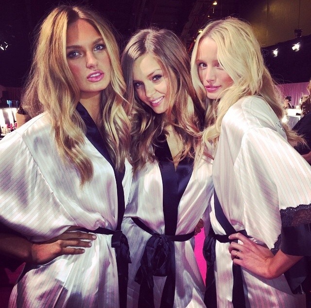 vs-angelwings:  THE VSFS 2014 HAS BEGUN:Romee, Josephine, and Maud backstage at the