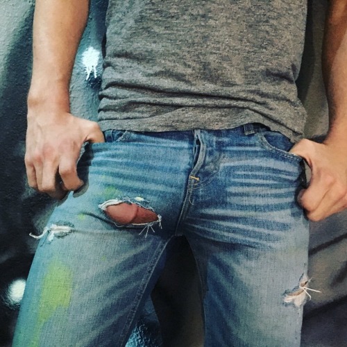 hairyjeans:  Breaking free  ▂ ▃ ▅ ▆ █ G E A R O L O G Y  █ ▆ ▅ ▃ ▂