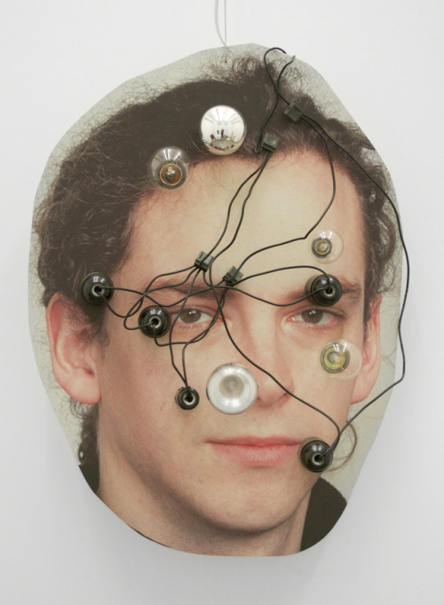 ortut:Benoit Platéus - Ombre d'hommes bâclés à la six-quatre-deux, 2006