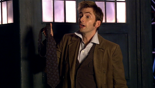 imogen-theimaginedcat:  cadhla-marie: deannatroibolton:  future-is-non-binary:  deannatroibolton:   David Tennant irl: dorky dad vibes David Tennant in literally any role:   Wait… What about Doctor Who?  People in the replies keep going “What about