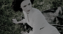 ravenclawwit:  Gifset Per Episode: 1x01 “Sassenach” People disappear all the time. 