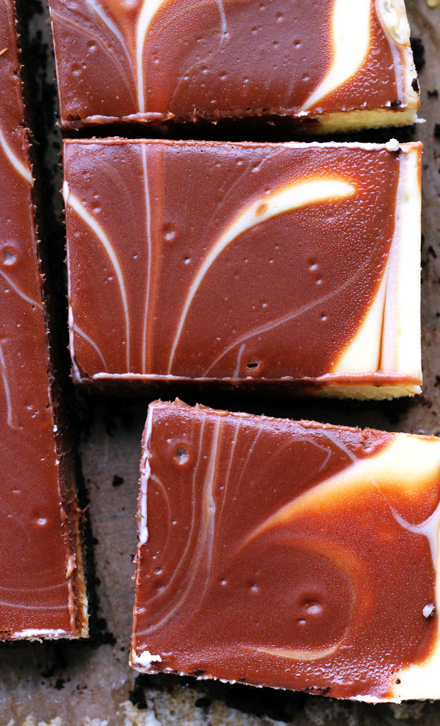 foodffs:  nutella cheesecake swirl bars  Really nice recipes. Every hour.