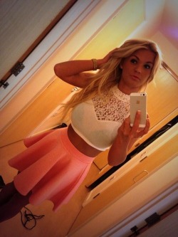 selfshotsnbeauty:  Your House IS A Gym: 21 Great exercises, no workout equipment required!