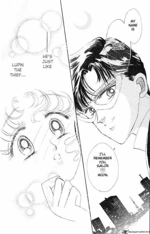 Shoutout to @mysteriousninja for making me realize that Mamoru’s terrible jacket that we’ve been mak