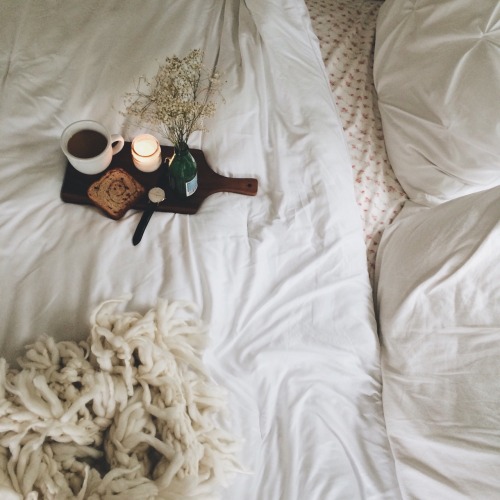 christiescloset:Good morning, clouds coffee and cinnamon bread. Annnd some extra blankets because i
