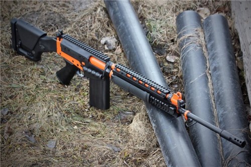 djap-risk-management-inc:  gunrunnerhell:  FAL Friday Custom Cerakote finished FAL that the owner/seller says is comprised of IMBEL parts built by DSArms. Really clean and eye catching build. Rail is from DSArms and the stock is from Magpul, both of which
