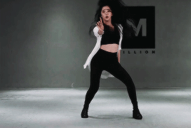 hit-the-playback:  soyun’s two weeks dance cover  