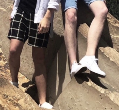 dqnielhowell:those knees,,,out for us lads,,,blessed