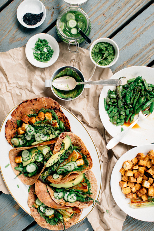 kate-loves-kale: Funky green tacos by Earth Feast 