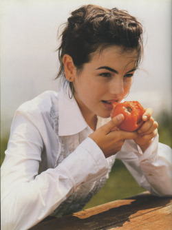 dmsck:A candid picture of me skipping class at college in Vermont.Vogue Paris November 2005 - Bruce Weber 