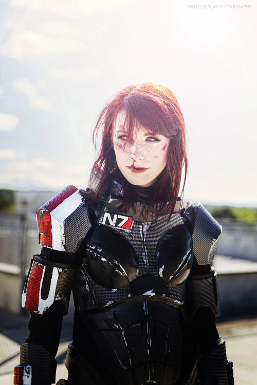 lurealurea:EXCUSE ME WHILE I CRY FORVER OVER THESE PHOTOS. *sobs*Photo by: hmcosplayModel: LureaFace