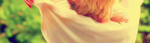 impossiblystill:   Skins  (Naomily)  