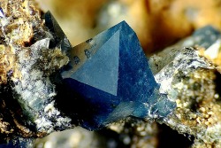 underthescopemin:  Quartz (Var: Blue Quartz) Photo Copyright © Rafa Muñoz Alvarado 