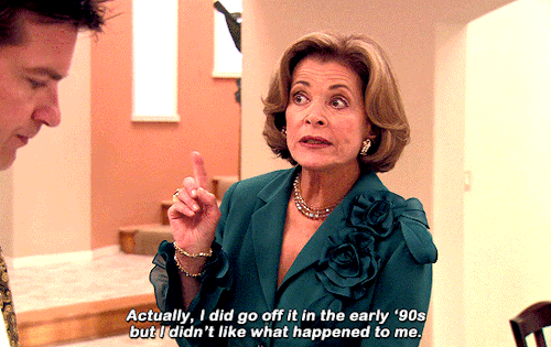 ARRESTED DEVELOPMENT3.01 "The Cabin Show"