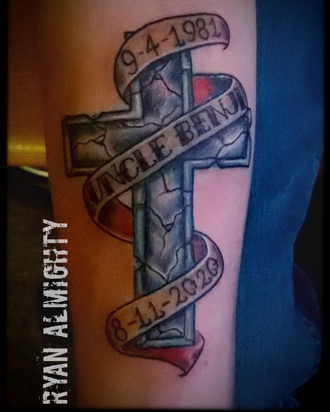 I don’t do traditional style tattooing often. This was alotta fun !!
#almightystudios #RyanAlmighty #tattoolife #tattoo #crosstattoo #memorialtattoo #warrenpa (at Almighty Studios)
https://www.instagram.com/p/CRu8eFfMLhR/?utm_medium=tumblr