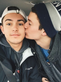 fuckyeahgaycouples:  him // me