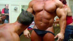 Big Muscle Gay Guys