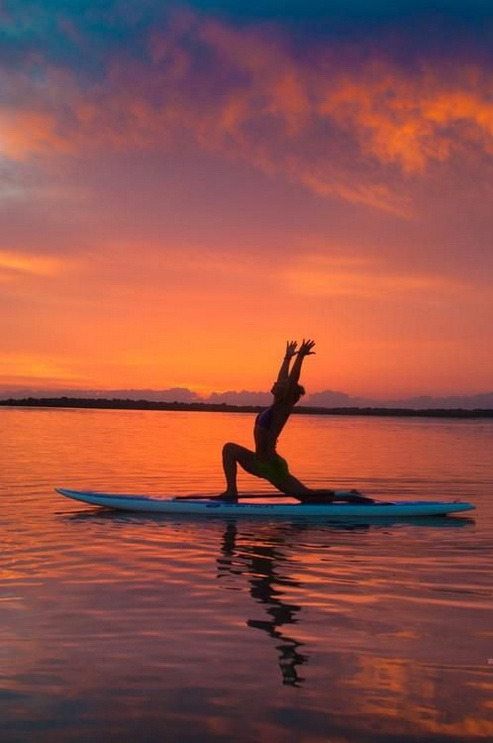 flex-yoga-girls:  Yoga Girl   Ecellent balance and strength. 