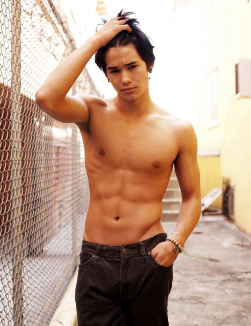 malecelebpits:Booboo Stewart, Actor