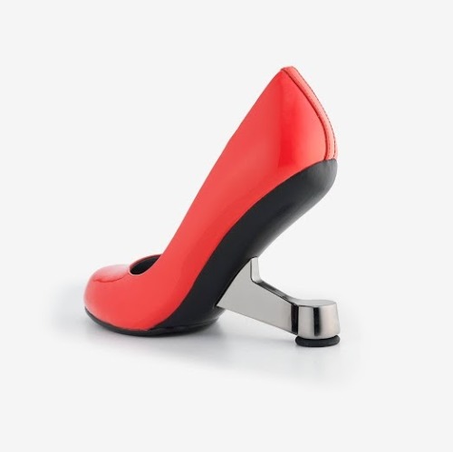 Due to popular demand, “Killer Heels: The Art of the High-Heeled Shoe” will be extended 