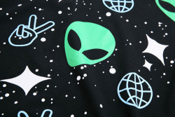 colorfullife-fiona:    Alien Tee   