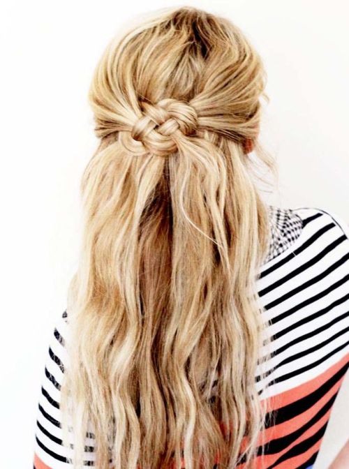 Long blonde hair with stylish tied knot hairstyle More hairstyles: http://forizzle.viralgalleries.me