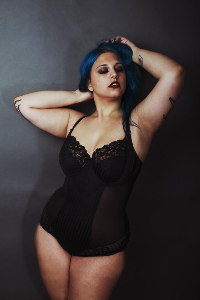 dentellesetfroufrous:   Silhouettes / Viksen Curvy Lingerie / AW14 Collection  Photograph: