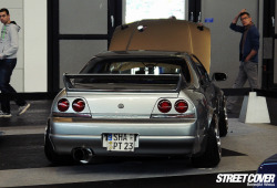 radracerblog:  Nissan Skyline R33