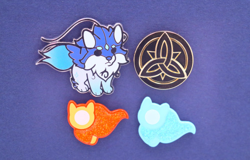  HAPPY FIRST ANNIVERSARY GENSHIN!! ✨I’m holding a giveaway for these four pins over on my twit