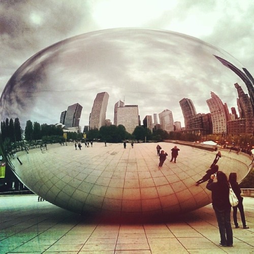 intoxikatex:  Cloud gate #latergram #Chicago #thebean #cloudgate #beanselfie