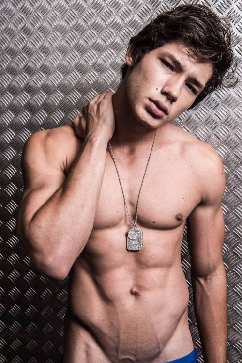 lesguys:  Fernando Skinner by Pedro Soares