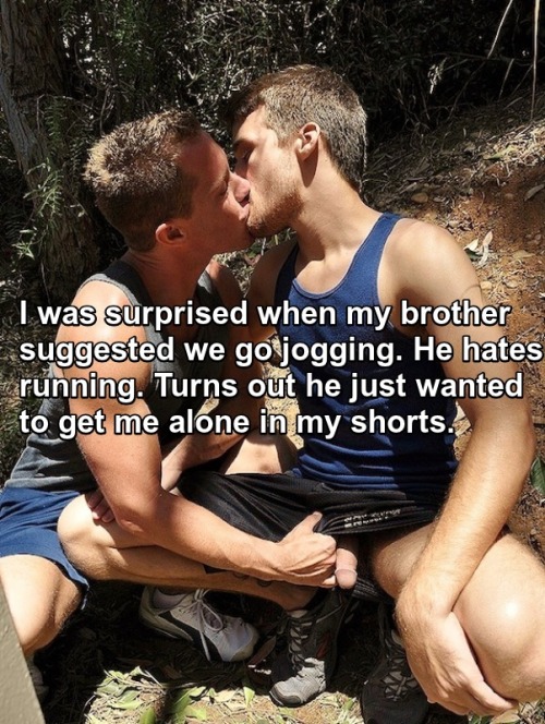 gayincestdaily: Daddies and sons looking to fuck tonight: bit.ly/2gPSjhg