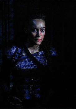 leksa-kru:Lexa “Protect My Future Wife At All Cost” mode on.