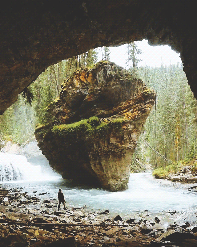 banshy:Banff National Park by Kristian Keenen 
