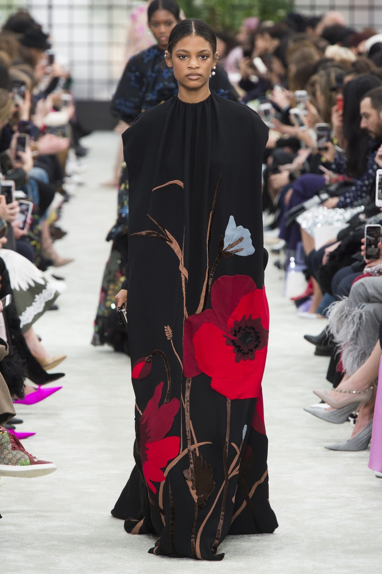 fashionalistick: VALENTINO Fall/Winter 2018 collection PARIS FASHION WEEK 