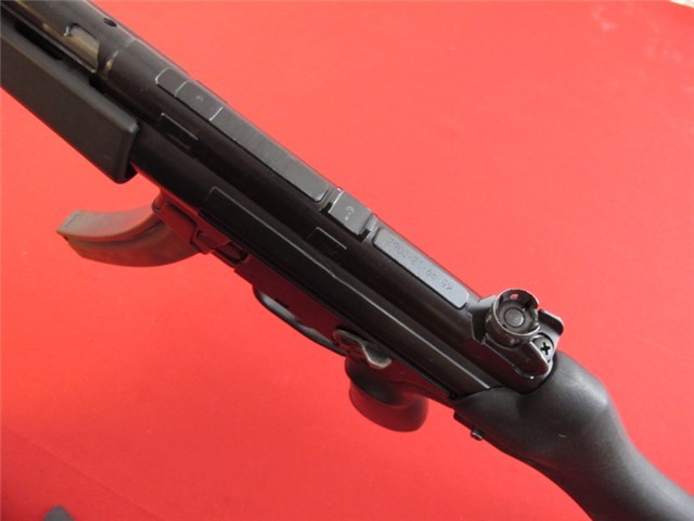 gunrunnerhell:  Special Weapons SW-5 A U.S made MP5 clone, the SW-5 was available