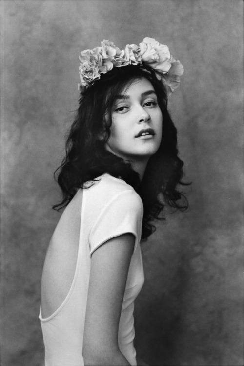 Helena at Muse by Emily Soto | Flower GypsiesInstagram: www.instagram.com/emilysotoPhotoshop Actions