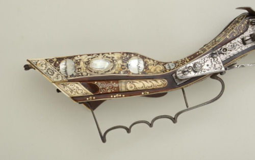 Ornate pearl, ivory, and bone inlaid wheel-lock tschinke originating from Eastern Europe, 17th centu