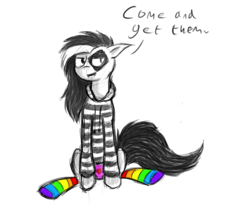 blackjacks-art-blog:  Rainbow socks compilation.  X3