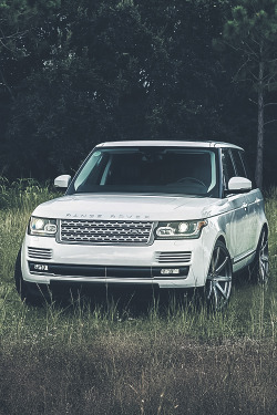 billionaired:  Range Rover by ADV1 Wheels