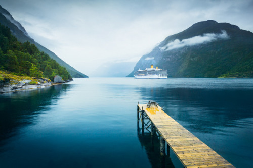 XXX ponderation:  5 Days In Norway by Johannes photo