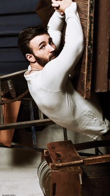 adamloken:  Chris Evans