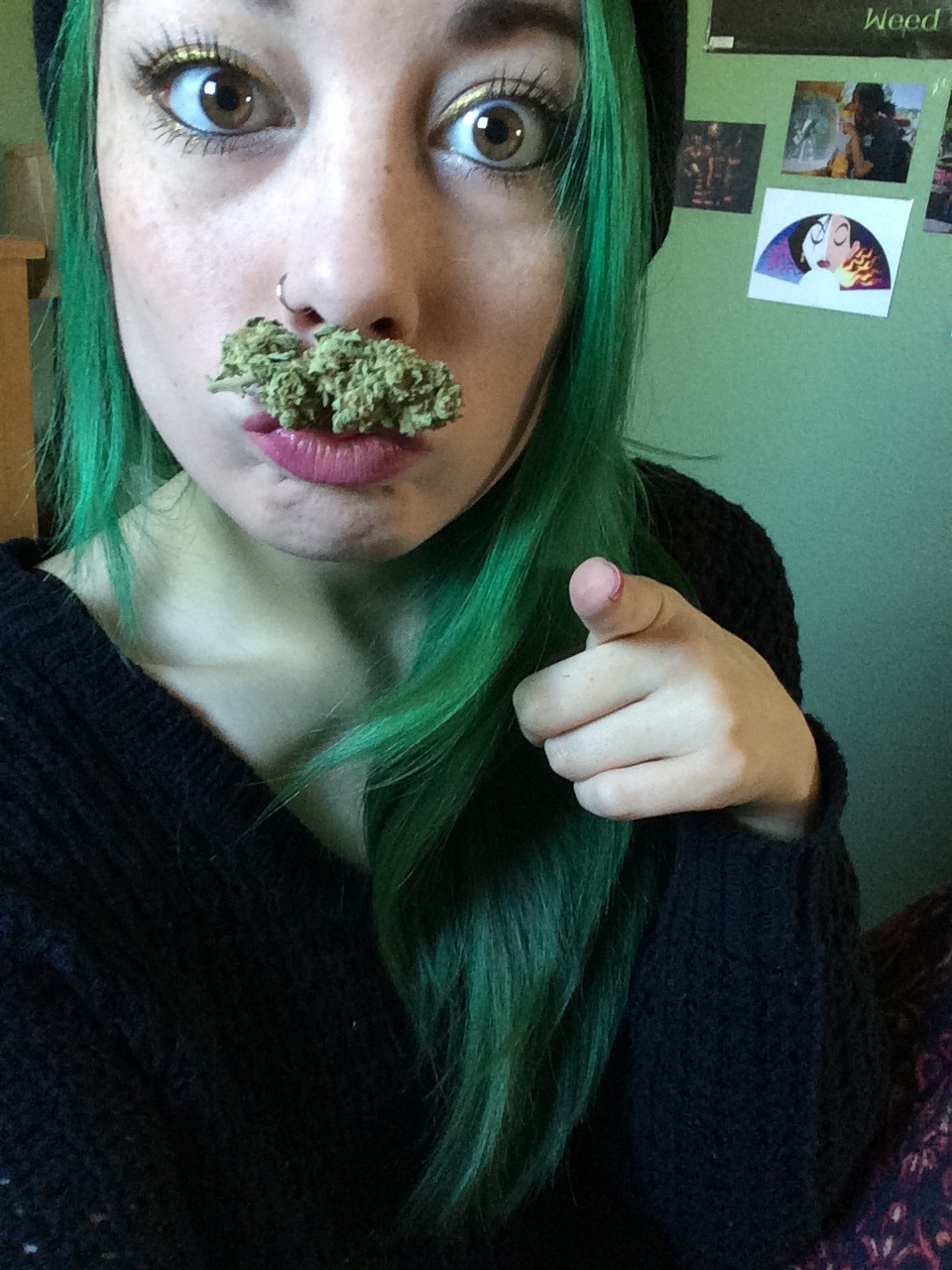 hybridfairy:davidisabear:  weedyindeedy:  Your eyes 😍✨  OMG LUV ME  Your positive