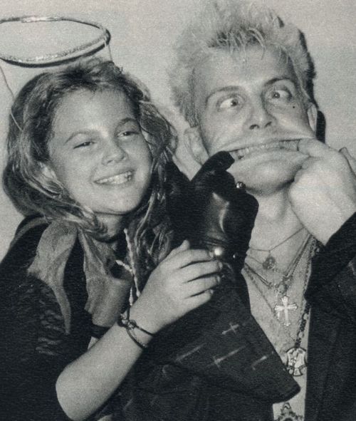 awesomepeoplehangingouttogether: Drew Barrymore and Billy Idol