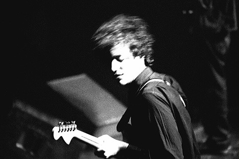 ximenilla:  The Strokes at Hammerstein Ballroom, NYC 10/31/01 