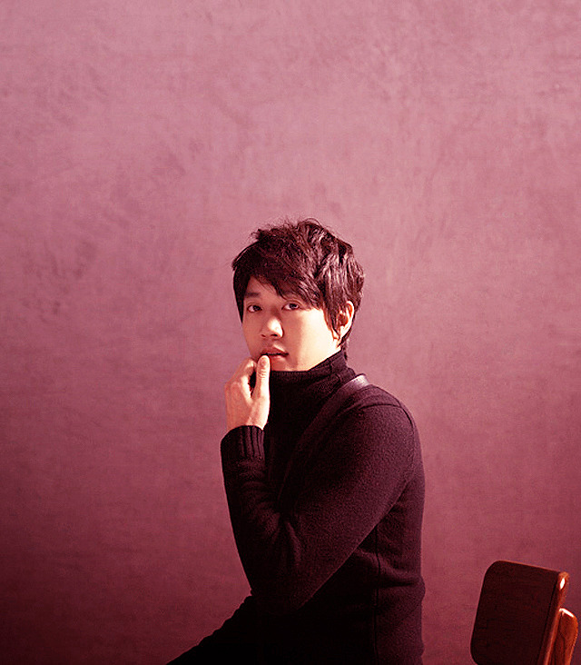 haebinkhaneul:  Kim Rae Won Is Serene In Allure Korea