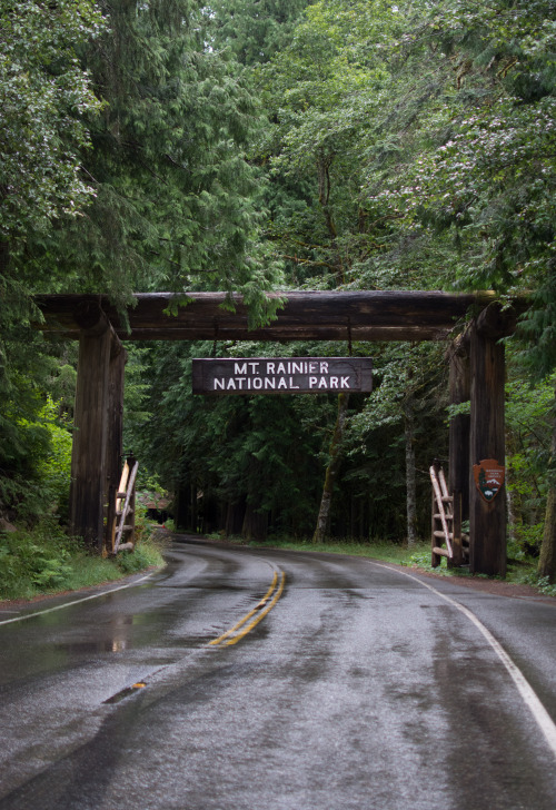 millivedder:Mount Rainier National ParkTIL that Mount Rainier was named for some white guy who never