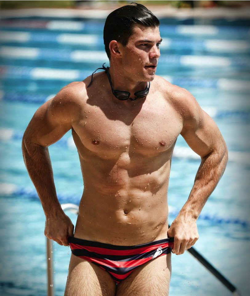 hotfamous-men:    Jaeger O'Meara  