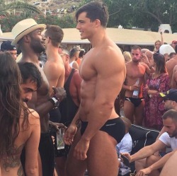 keepemgrowing2:  “Everyone is so friendly when I wear my Speedo.”   Wow wow wow 