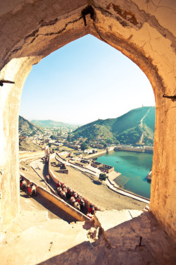 travelingcolors:  Amber Fort, Jaipur | India